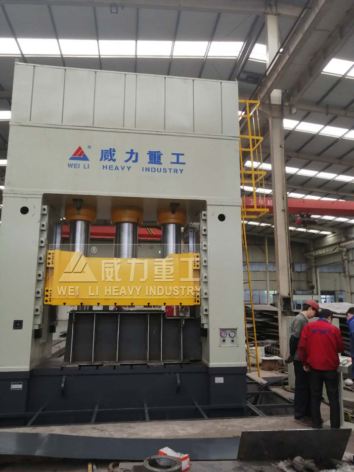 山東威力重工熱鍛液壓機生產(chǎn)廠家