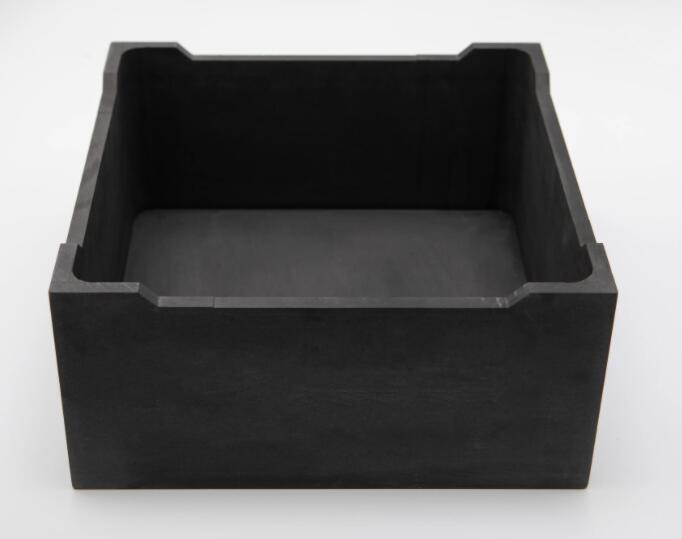 四柱液壓機壓制石墨匣缽