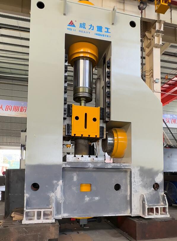 山東威力重工鍛造液壓機